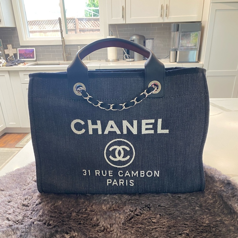 Chanel Deauville Tote Canvas Bag - Picture 2 of 13
